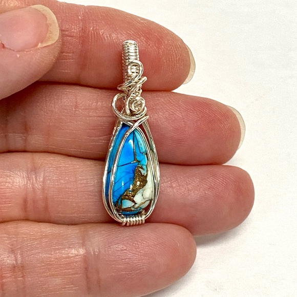 HANDCRAFTED Blue Dahlia Turquoise Composite Cabochon Hand Wrapped Pendant, Gift - Picture 8 of 10